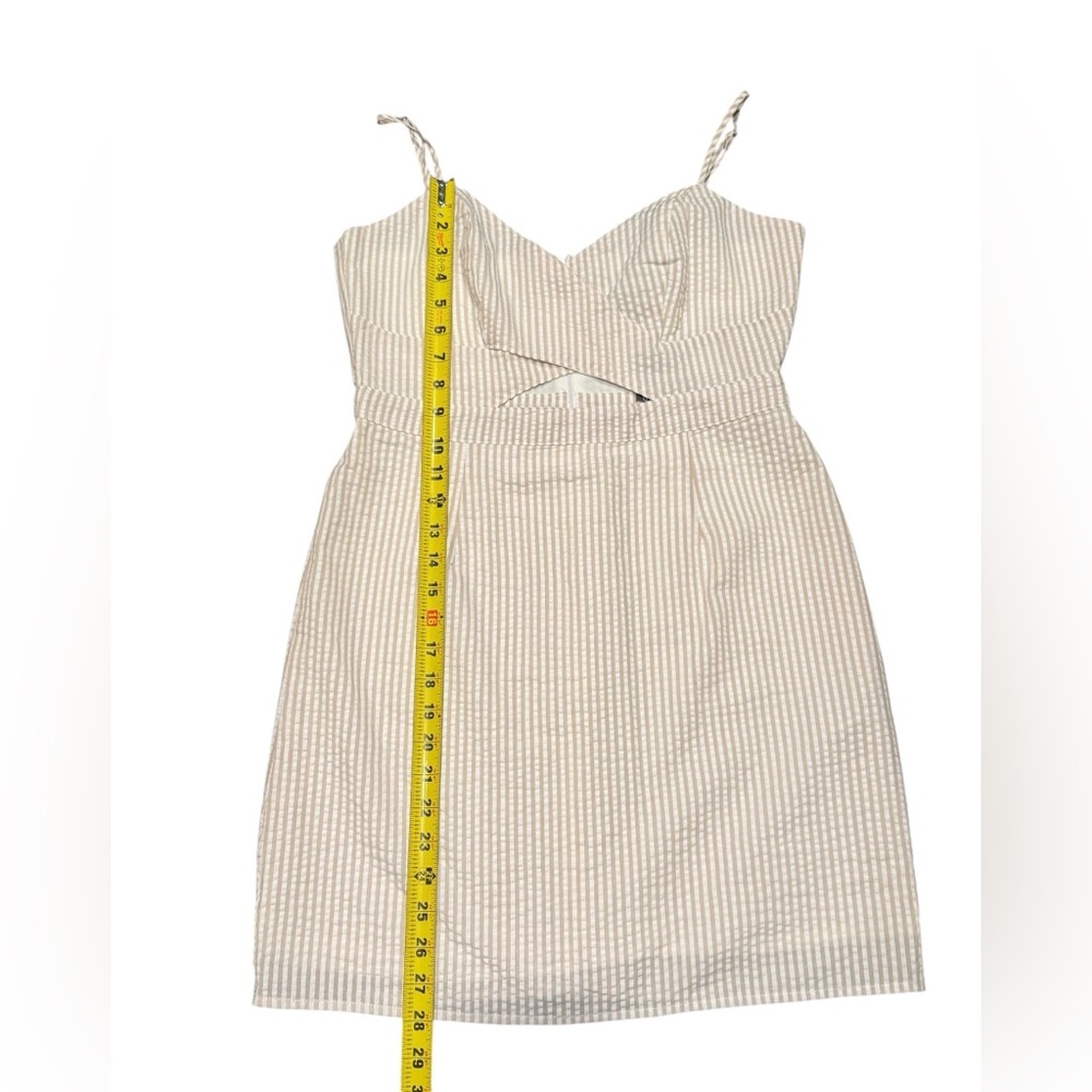 Forever 21 Sun Dress Seersucker NWT Women’s Size Large Beige and White Stripe - Picture 11 of 11